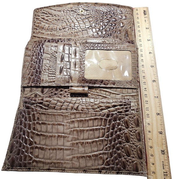 Brahmin Melbourne Croc Embossed Trifold Checkbook Wallet Taupe NWOT - Picture 5 of 11